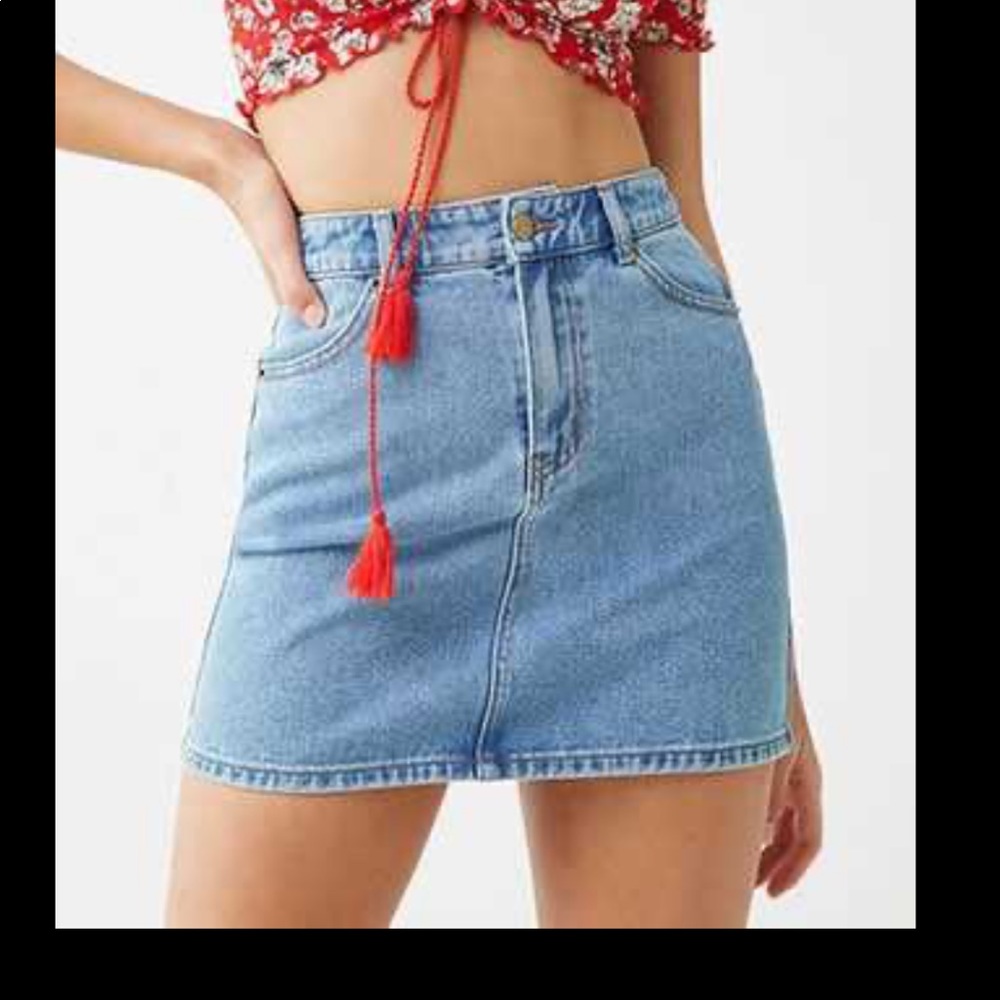 Forever 21 Light Wash Denim Mini Skirt